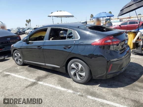 2018 Hyundai Ioniq SEL с VIN KMHC75LCXJU091134, выставлен на аукционе Copart как лот 69488804 с пробегом Не указан миль и Списание • Salvage title. История ставок и продаж доступна на DreamBid. Изображение 2.