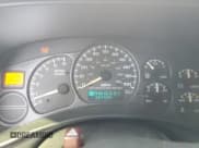 ✅ 2002 Chevrolet Silverado 1500 LS • VIN: 2GCEC19T921200317 • Lot: 72408054. Wystawiony na Copart z przebiegiem 264 934 mil. Bezpłatny archiwum sprzedaży aukcyjnych z USA i szczegółowy raport historii pojazdu na DreamBid. Zdjęcie 9.