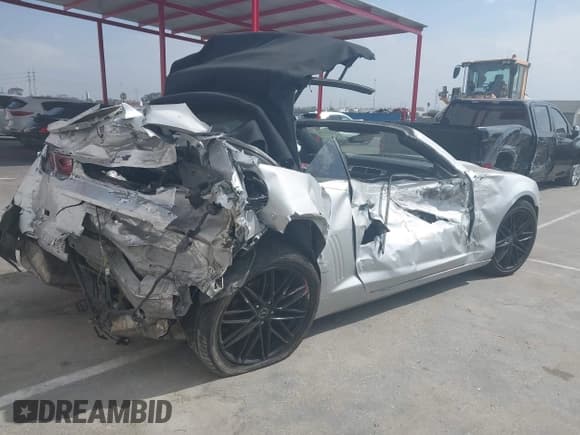 ✅ 2013 Chevrolet Camaro LT • VIN: 2G1FB3D3XD9104929 • Лот: 43052570. Опубликован ранее на IAAI с пробегом Не указан. Бесплатный доступ к архиву аукционных продаж из США и подробный отчёт об истории автомобиля на DreamBid. Изображение 4.