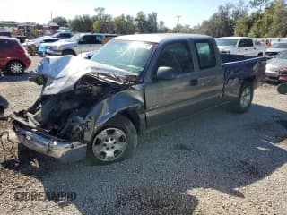 ✅ 2000 Chevrolet Silverado 1500 • VIN: 2GCEC19W4Y1391275 • Lot: 92792825. Listed on Copart with 110,262 mi. Free auction sales archive from the USA and detailed vehicle history report at DreamBid. Image 1.