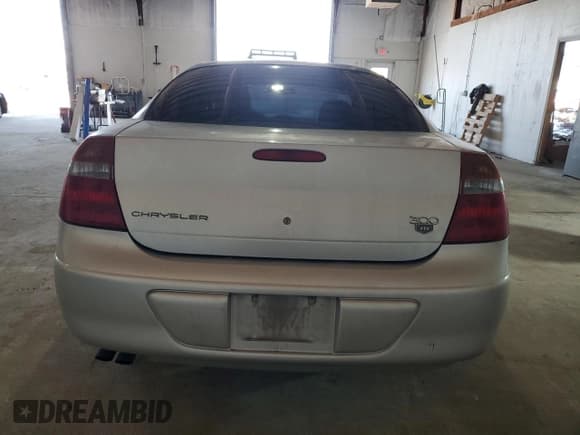 ✅ 2003 Chrysler 300M M • VIN: 2C3HE66G93H567629 • Lot: 45665145. Listed on Copart with 193,347 mi. Free auction sales archive from the USA and detailed vehicle history report at DreamBid. Image 6.
