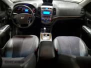 ✅ 2011 Hyundai Santa Fe SE • VIN: 5XYZHDAG8BG061824 • Lot: 77025964. Listed on Copart with 149,741 mi. Free auction sales archive from the USA and detailed vehicle history report at DreamBid. Image 8.