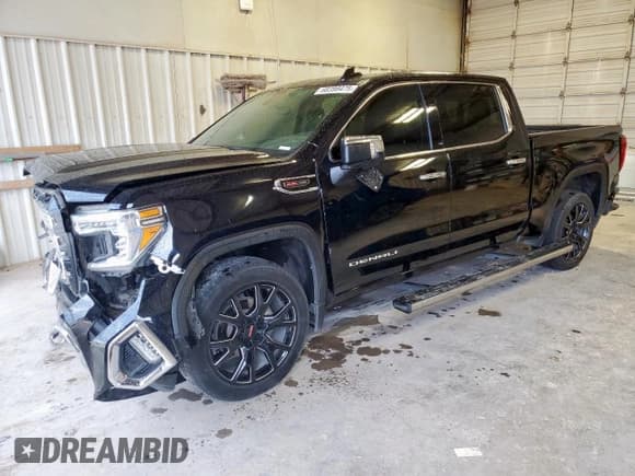 ✅ 2022 GMC Sierra 1500 Denali • VIN: 1GTU9FEL8NZ100654 • Лот: 68399475. Опубликован ранее на Copart с пробегом 56 991 миль. Бесплатный доступ к архиву аукционных продаж из США и подробный отчёт об истории автомобиля на DreamBid. Изображение 1.