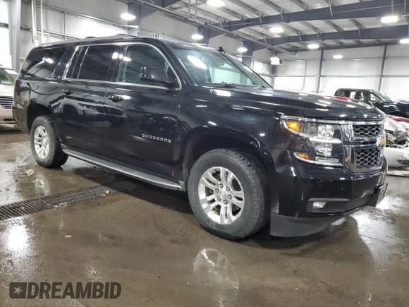 ✅ 2016 Chevrolet Suburban LT • VIN: 1GNSKHKC2GR260146 • Lot: 76398224. Wystawiony na Copart z przebiegiem 254 931 mil. Bezpłatny archiwum sprzedaży aukcyjnych z USA i szczegółowy raport historii pojazdu na DreamBid. Zdjęcie 4.