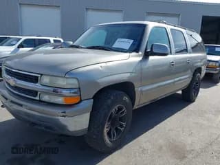 ✅ 2001 Chevrolet Suburban LS • VIN: 3GNFK16T41G147888 • Лот: 41692124. Опубликован ранее на IAAI с пробегом Не указан. Бесплатный доступ к архиву аукционных продаж из США и подробный отчёт об истории автомобиля на DreamBid. Изображение 2.