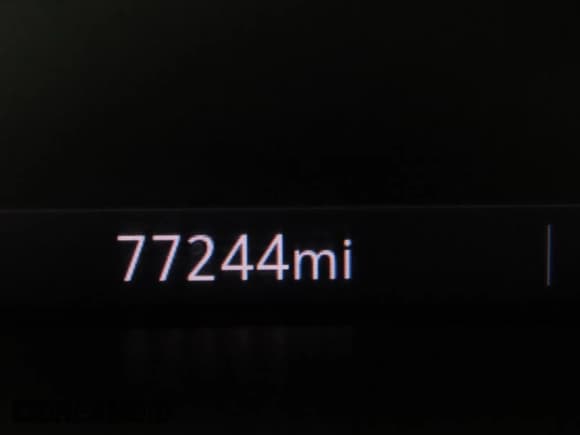 ✅ 2019 Chevrolet Colorado 2WD LT • VIN: 1GCGSCEN8K1252185 • Lot: 92077985. Wystawiony na Copart z przebiegiem 77 244 mil. Bezpłatny archiwum sprzedaży aukcyjnych z USA i szczegółowy raport historii pojazdu na DreamBid. Zdjęcie 8.