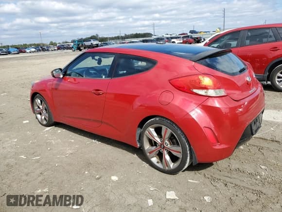 ✅ 2013 Hyundai Veloster w/Black Int • VIN: KMHTC6ADXDU107009 • Lot: 46235145. Wystawiony na Copart z przebiegiem 111 109 mil. Bezpłatny archiwum sprzedaży aukcyjnych z USA i szczegółowy raport historii pojazdu na DreamBid. Zdjęcie 2.