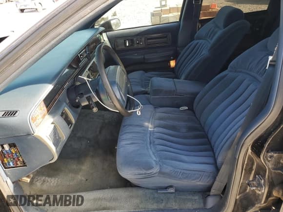 ✅ 1993 Buick Roadmaster • VIN: 1G4BR8375PW408938 • Лот: 47126495. Опубликован ранее на Copart с пробегом 158 570 миль. Бесплатный доступ к архиву аукционных продаж из США и подробный отчёт об истории автомобиля на DreamBid. Изображение 7.