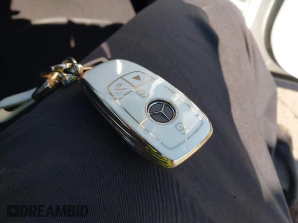 ✅ 2021 Mercedes-Benz GLS 450 • VIN: 4JGFF5KE6MA489448 • Lot: 43583298. Wystawiony na IAAI z przebiegiem 44 912 mil. Bezpłatny archiwum sprzedaży aukcyjnych z USA i szczegółowy raport historii pojazdu na DreamBid. Zdjęcie 11.