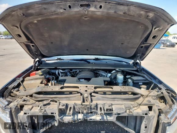 ✅ 2015 Chevrolet Tahoe LT • VIN: 1GNSKBKC1FR503652 • Лот: 69813385. Опубликован ранее на Copart с пробегом 212 564 миль. Бесплатный доступ к архиву аукционных продаж из США и подробный отчёт об истории автомобиля на DreamBid. Изображение 12.