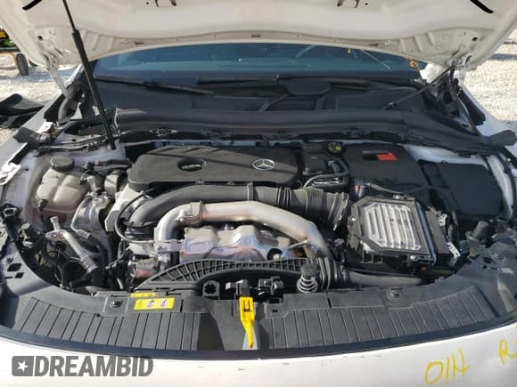 ✅ 2025 Mercedes-Benz GLA 250 • VIN: W1N4N4GB7SJ639323 • Лот: 70459795. Опубликован ранее на Copart с пробегом 11 552 миль. Бесплатный доступ к архиву аукционных продаж из США и подробный отчёт об истории автомобиля на DreamBid. Изображение 12.