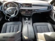 ✅ 2017 BMW X5 xDrive35d • VIN: 5UXKS4C38H0U04450 • Лот: 70720445. Опубликован ранее на Copart с пробегом 88 992 миль. Бесплатный доступ к архиву аукционных продаж из США и подробный отчёт об истории автомобиля на DreamBid. Изображение 8.