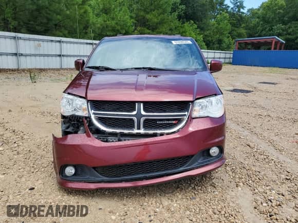 2018 Dodge Grand Caravan SXT z VIN 2C4RDGCG1JR209008, wystawiony jako Copart lot #65998505 z przebiegiem 152 674 mil mil oraz Szkoda całkowita • Salvage title. Historia ofert i sprzedaży dostępna na DreamBid. Obrazek 5.
