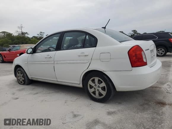✅ 2009 Hyundai Accent Auto GLS • VIN: KMHCN46C29U341411 • Лот: 42215115. Опубликован ранее на Copart с пробегом 122 858 миль. Бесплатный доступ к архиву аукционных продаж из США и подробный отчёт об истории автомобиля на DreamBid. Изображение 2.