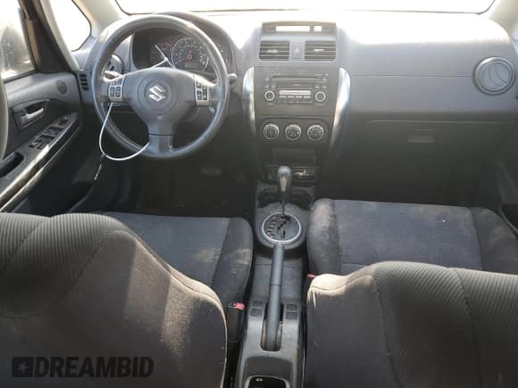 ✅ 2008 Suzuki SX4 Convenience • VIN: JS2YC415485109447 • Lot: 52016774. Listed on Copart with 163,178 mi. Free auction sales archive from the USA and detailed vehicle history report at DreamBid. Image 8.