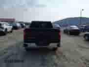 2022 Chevrolet Silverado 1500 LT z VIN 1GCPWCED7NZ139510, wystawiony jako IAAI lot #42414534 z przebiegiem 121 120 mil mil oraz . Historia ofert i sprzedaży dostępna na DreamBid. Obrazek 16.