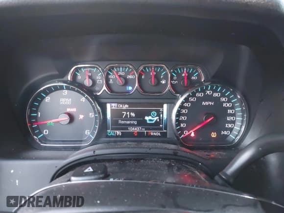 ✅ 2018 Chevrolet Tahoe LS • VIN: 1GNSKAKC4JR377144 • Lot: 43294082. Listed on IAAI with 104,437 mi. Free auction sales archive from the USA and detailed vehicle history report at DreamBid. Image 7.