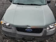 ✅ 2007 Ford Escape Hybrid • VIN: 1FMYU59H77KA64754 • Lot: 84225425. Listed on Copart with 241,465 mi. Free auction sales archive from the USA and detailed vehicle history report at DreamBid. Image 11.