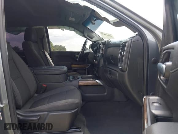 ✅ 2021 Chevrolet Silverado 1500 RST • VIN: 3GCUYEED8MG383402 • Lot: 43110853. Wystawiony na IAAI z przebiegiem 72 129 mil. Bezpłatny archiwum sprzedaży aukcyjnych z USA i szczegółowy raport historii pojazdu na DreamBid. Zdjęcie 5.