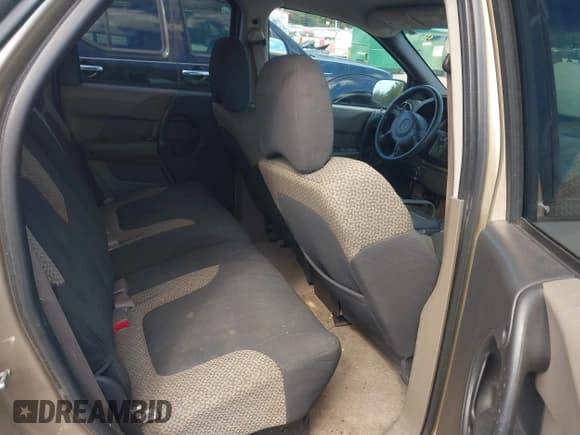 ✅ 2005 Pontiac Aztek • VIN: 3G7DA03E55S536947 • Lot: 43440918. Wystawiony na IAAI z przebiegiem Nie podano. Bezpłatny archiwum sprzedaży aukcyjnych z USA i szczegółowy raport historii pojazdu na DreamBid. Zdjęcie 8.