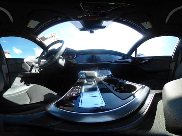 ✅ 2022 Audi Q7 Prestige • VIN: WA1VXBF77ND004266 • Лот: 43545871. Опубликован ранее на IAAI с пробегом 46 496 миль. Бесплатный доступ к архиву аукционных продаж из США и подробный отчёт об истории автомобиля на DreamBid. Изображение 20.