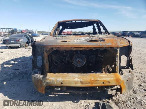 2022 Chevrolet Silverado 3500HD High Country with VIN 1GC4YVEY1NF313200, listed as a Copart auction lot 80905254 with Not provided miles and Salvage title. Bid and sale history available at DreamBid. Image 5.