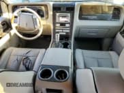 ✅ 2007 Lincoln Navigator • VIN: 5LMFU28557LJ01384 • Lot: 92417415. Listed on Copart with 154,680 mi. Free auction sales archive from the USA and detailed vehicle history report at DreamBid. Image 8.