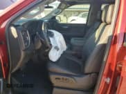 ✅ 2021 Chevrolet Silverado 1500 LTZ • VIN: 1GCUYGEL6MZ276559 • Lot: 76252924. Wystawiony na Copart z przebiegiem 16 154 mil. Bezpłatny archiwum sprzedaży aukcyjnych z USA i szczegółowy raport historii pojazdu na DreamBid. Zdjęcie 7.