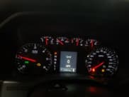 ✅ 2018 Chevrolet Silverado 2500HD Work Truck • VIN: 1GC2KUEGXJZ161095 • Lot: 81329204. Wystawiony na Copart z przebiegiem 238 846 mil. Bezpłatny archiwum sprzedaży aukcyjnych z USA i szczegółowy raport historii pojazdu na DreamBid. Zdjęcie 9.