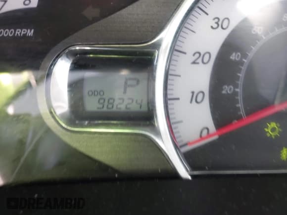 ✅ 2013 Toyota Sienna SE • VIN: 5TDXK3DCXDS360801 • Lot: 43443987. Listed on IAAI with 98,224 mi. Free auction sales archive from the USA and detailed vehicle history report at DreamBid. Image 7.