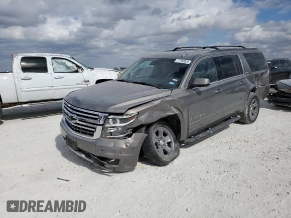 ✅ 2017 Chevrolet Suburban LT • VIN: 1GNSKHKCXHR335578 • Lot: 77782024. Wystawiony na Copart z przebiegiem Nie podano. Bezpłatny archiwum sprzedaży aukcyjnych z USA i szczegółowy raport historii pojazdu na DreamBid. Zdjęcie 1.