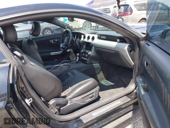 ✅ 2017 Ford Mustang EcoBoost Premium • VIN: 1FA6P8TH0H5328223 • Lot: 41956269. Listed on IAAI with 88,368 mi. Free auction sales archive from the USA and detailed vehicle history report at DreamBid. Image 5.