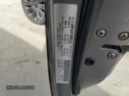 ✅ 2013 Dodge Challenger SXT • VIN: 2C3CDYAG7DH695501 • Lot: 77080244. Wystawiony na Copart z przebiegiem Nie podano. Bezpłatny archiwum sprzedaży aukcyjnych z USA i szczegółowy raport historii pojazdu na DreamBid. Zdjęcie 13.