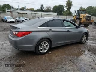 ✅ 2013 Hyundai Sonata GLS • VIN: 5NPEB4AC3DH572690 • Lot: 73131934. Listed on Copart with 211,851 mi. Free auction sales archive from the USA and detailed vehicle history report at DreamBid. Image 3.