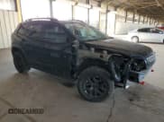 ✅ 2019 Jeep Cherokee Trailhawk Elite • VIN: 1C4PJMBN6KD177840 • Lot: 69418864. Listed on Copart with 72,310 mi. Free auction sales archive from the USA and detailed vehicle history report at DreamBid. Image 4.