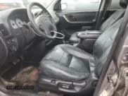 ✅ 2003 Ford Escape Limited • VIN: 1FMCU94133KC26627 • Lot: 45505944. Listed on Copart with 154,952 mi. Free auction sales archive from the USA and detailed vehicle history report at DreamBid. Image 7.