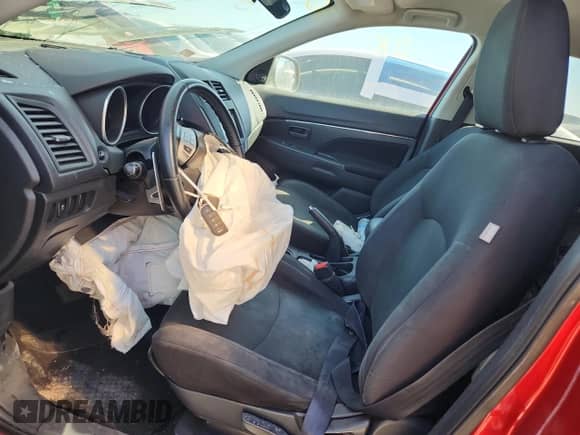 2013 Mitsubishi Outlander ES с VIN 4A4AP3AU6DE020001, выставлен на аукционе Copart как лот 71909315 с пробегом Не указан миль и Списание • Salvage title. История ставок и продаж доступна на DreamBid. Изображение 7.