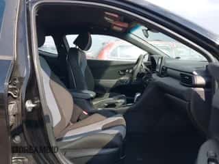 2019 Hyundai Veloster 2.0 with VIN KMHTG6AF3KU016554, listed as a IAAI auction lot 37580702 with 79,286 mi miles and . Bid and sale history available at DreamBid. Image 5.