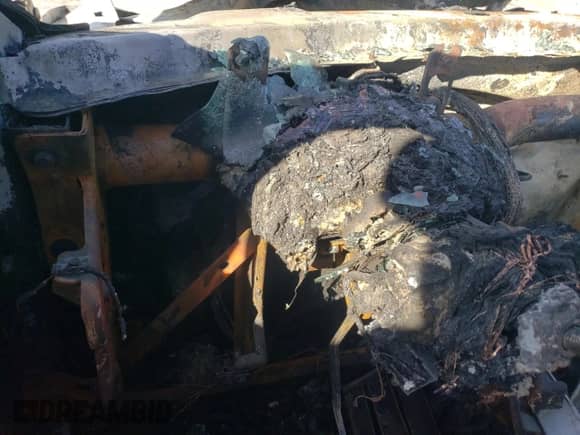 2007 Chevrolet HHR LT с VIN 3GNDA33P87S567284, выставлен на аукционе Copart как лот 83815084 с пробегом Не указан миль и На запчасти • Non repairable. История ставок и продаж доступна на DreamBid. Изображение 9.