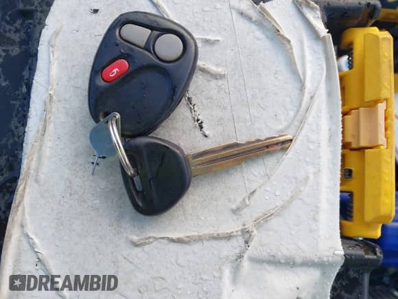 1995 Dodge Avenger z VIN 4B3AU52N9SE215767, wystawiony jako IAAI lot #43494144 z przebiegiem 217 304 mil mil oraz . Historia ofert i sprzedaży dostępna na DreamBid. Obrazek 11.