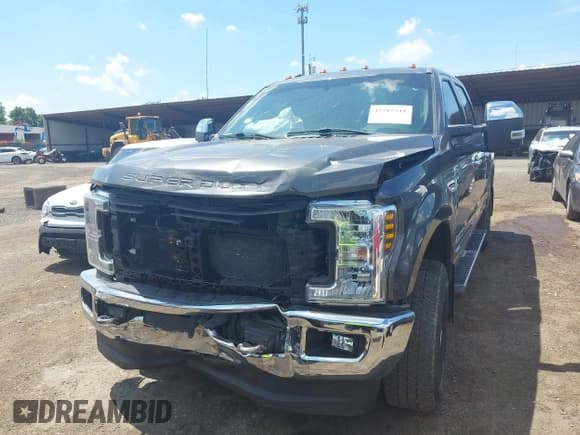 ✅ 2018 Ford F-250 XL • VIN: 1FT7W2BT0JEC17780 • Лот: 42715511. Опубликован ранее на IAAI с пробегом 84 377 миль. Бесплатный доступ к архиву аукционных продаж из США и подробный отчёт об истории автомобиля на DreamBid. Изображение 6.