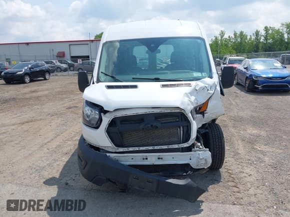 ✅ 2020 Ford Transit Passenger XL • VIN: 1FDAX2C80LKB50479 • Lot: 42681594. Wystawiony na IAAI z przebiegiem 45 179 mil. Bezpłatny archiwum sprzedaży aukcyjnych z USA i szczegółowy raport historii pojazdu na DreamBid. Zdjęcie 12.