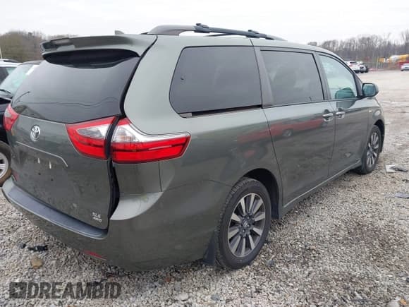 ✅ 2020 Toyota Sienna XLE • VIN: 5TDDZ3DCXLS234533 • Лот: 43755186. Опубликован ранее на IAAI с пробегом 44 910 миль. Бесплатный доступ к архиву аукционных продаж из США и подробный отчёт об истории автомобиля на DreamBid. Изображение 4.