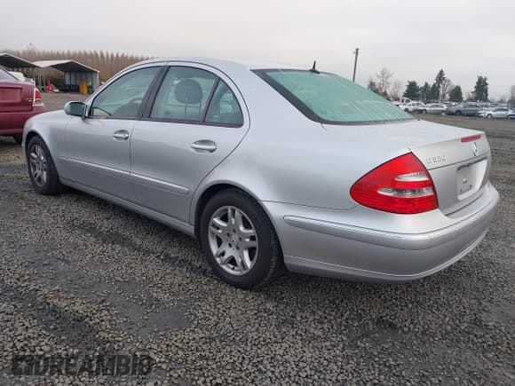 ✅ 2003 Mercedes-Benz E 320 • VIN: WDBUF65JX3A259273 • Лот: 43781699. Опубликован ранее на IAAI с пробегом 90 514 миль. Бесплатный доступ к архиву аукционных продаж из США и подробный отчёт об истории автомобиля на DreamBid. Изображение 3.