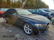 ✅ 2015 BMW 3 Series 328i • VIN: WBA3C1C58FK123640 • Lot: 91831115. Wystawiony na Copart z przebiegiem 90 532 mil. Bezpłatny archiwum sprzedaży aukcyjnych z USA i szczegółowy raport historii pojazdu na DreamBid. Zdjęcie 4.