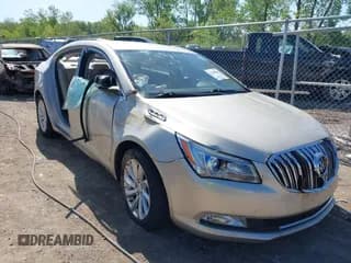 ✅ 2015 Buick LaCrosse • VIN: 1G4GA5G33FF223191 • Лот: 42258580. Опубликован ранее на IAAI с пробегом 60 722 миль. Бесплатный доступ к архиву аукционных продаж из США и подробный отчёт об истории автомобиля на DreamBid. Изображение 1.