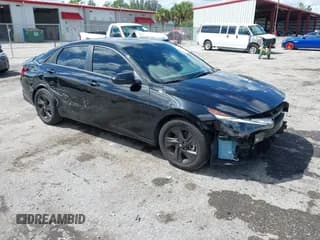 ✅ 2023 Hyundai Elantra SEL • VIN: 5NPLM4AGXPH115951 • Lot: 43309618. Listed on IAAI with 39,909 mi. Free auction sales archive from the USA and detailed vehicle history report at DreamBid. Image 1.