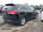 ✅ 2017 Kia Sorento LX • VIN: 5XYPGDA53HG195741 • Lot: 43797985. Listed on IAAI with 50,482 mi. Free auction sales archive from the USA and detailed vehicle history report at DreamBid. Image 4.