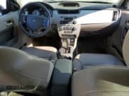 ✅ 2009 Ford Focus SEL • VIN: 1FAHP37N49W252397 • Lot: 66361365. Wystawiony na Copart z przebiegiem 265 362 mil. Bezpłatny archiwum sprzedaży aukcyjnych z USA i szczegółowy raport historii pojazdu na DreamBid. Zdjęcie 8.