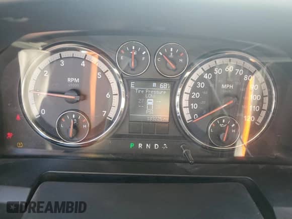 ✅ 2010 Dodge 1500 Sport • VIN: 1D7RB1CT6AS126601 • Лот: 86455364. Размещён на Copart с пробегом 133 225 миль миль. Получите бесплатный доступ к архиву аукционных продаж из США и посмотрите подробный отчёт об истории автомобиля на DreamBid. Изображение 9.